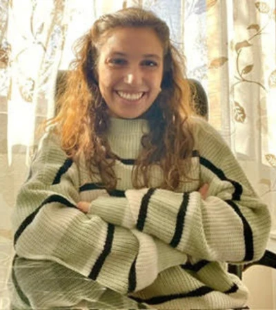 PILAR ALVAREDO BEAS Sarah Leal Gómez
